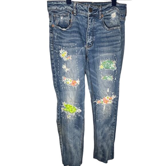 American Eagle Tomgirl Jeans - Women’s 8R - Faded Distressed & Home-Mended - Picture 1 of 9